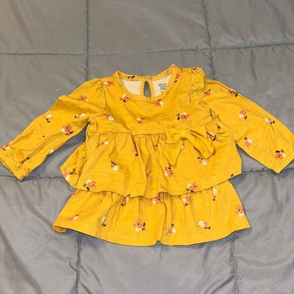12m carters flower shirt with bow - Picture 1 of 3
